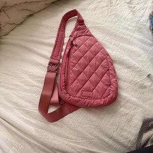 Vera Bradley Rose Quilted Backpack/ Excellent Condition!